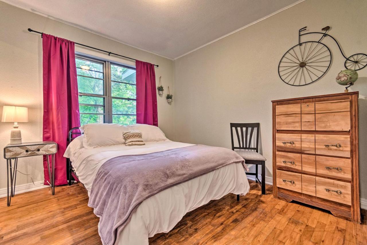 Centrally Located Hot Springs Home With Deck! Eksteriør bilde